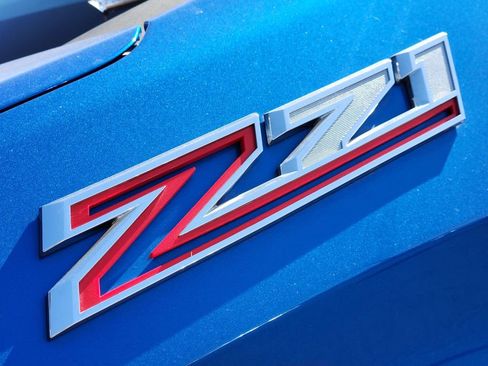 Used 2022 Chevrolet Silverado 1500 LTZ image 8