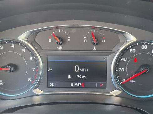 Used 2022 Chevrolet Traverse LT AWD/4WD image 35
