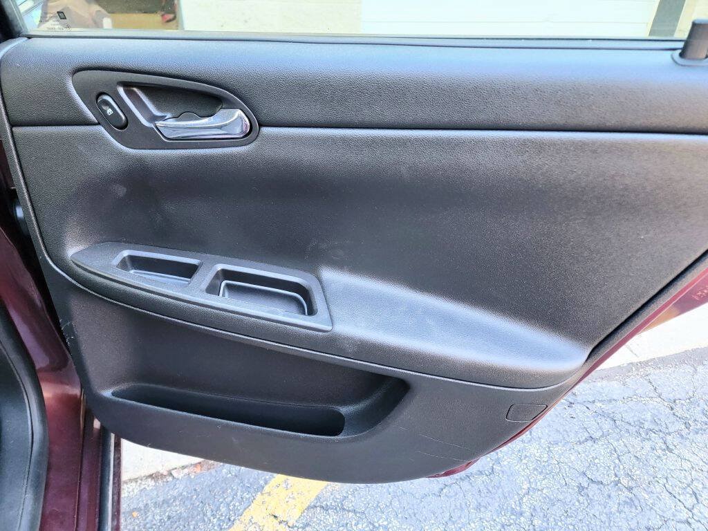 Used 2007 Chevrolet Impala LT FWD image 22