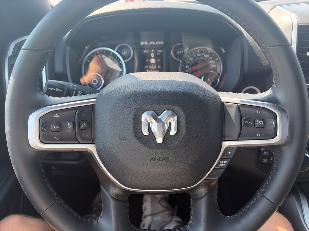 Used 2023 RAM 1500 Big Horn AWD/4WD image 21