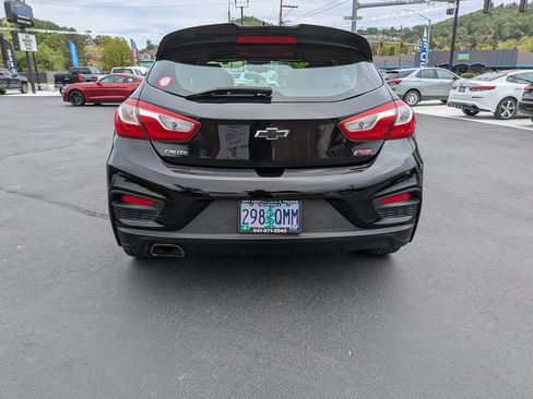 Used 2019 Chevrolet Cruze LT w/ RS Package FWD image 18