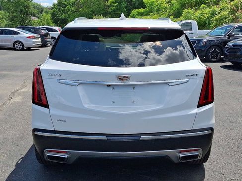 Used 2024 Cadillac XT5 Premium Luxury AWD/4WD image 5