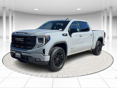 Used 2024 GMC Sierra 1500 Elevation w/ LPO, Elevation Black Package