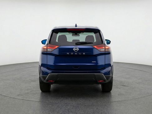 Used 2025 Nissan Rogue SV FWD image 7