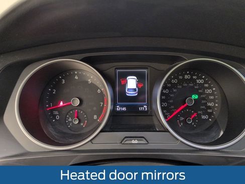 Used 2020 Volkswagen Tiguan SE w/ Panoramic Sunroof Package image 29