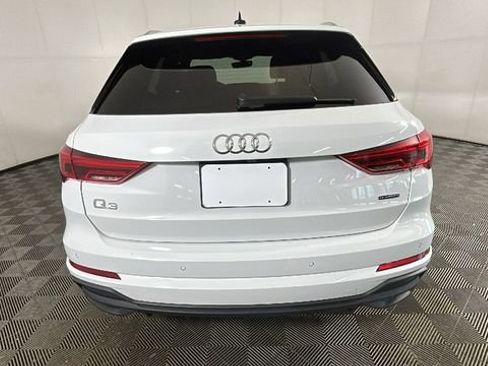 Used 2024 Audi Q3 2.0T Premium AWD/4WD image 4