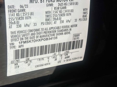 Used 2023 Ford Explorer XLT w/ Equipment Group 202A RWD image 25