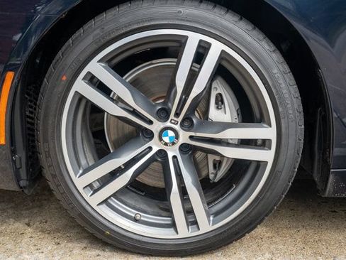 Used 2019 BMW 740i w/ Executive Package RWD image 58