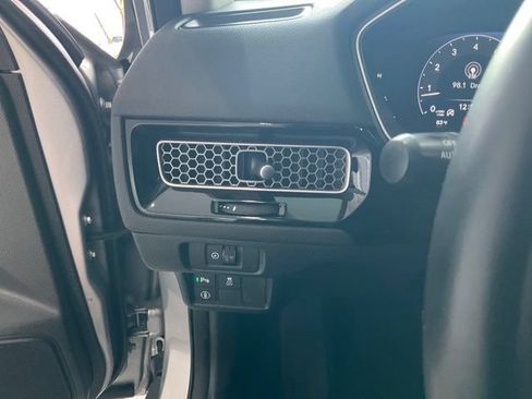 Certified 2023 Honda Civic Touring image 9