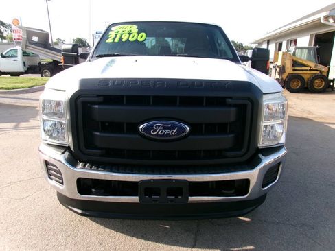 Used 2015 Ford F250 XL w/ Power Equipment Group AWD/4WD image 3