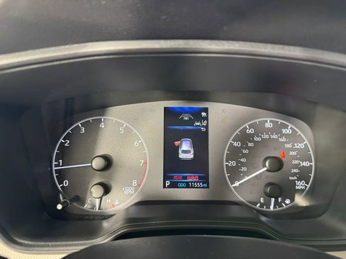 Used 2024 Toyota Corolla Cross L image 14