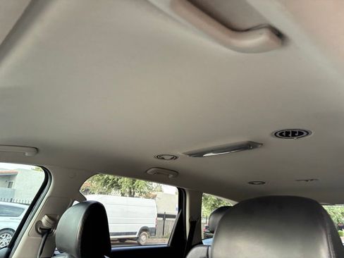 Used 2023 Kia Telluride S image 11