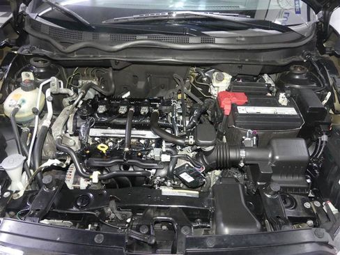 Used 2019 Nissan Kicks SV FWD image 12