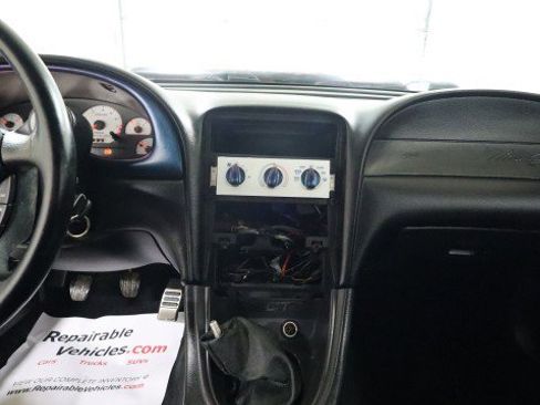 Used 1998 Ford Mustang Cobra image 13