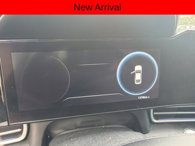 Used 2022 Hyundai Elantra Limited FWD image 6