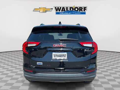 Used 2022 GMC Terrain SLT w/ Elevation Edition AWD/4WD image 5