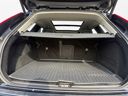 Used 2024 Volvo XC60 B5 Core w/ Protection Package Premier image 18