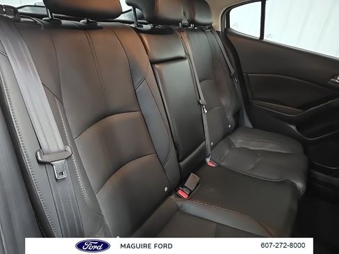 Used 2017 MAZDA MAZDA3 Grand Touring w/ Premium Equipment Package FWD image 20