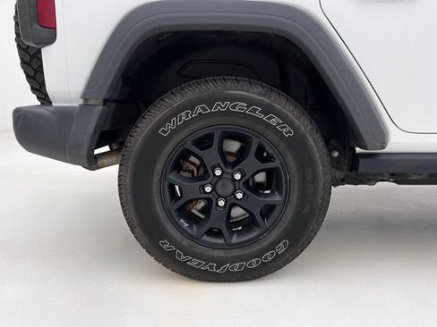 Used 2020 Jeep Wrangler Unlimited Sport AWD/4WD image 32