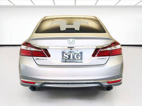 Used 2016 Honda Accord Sport image 5