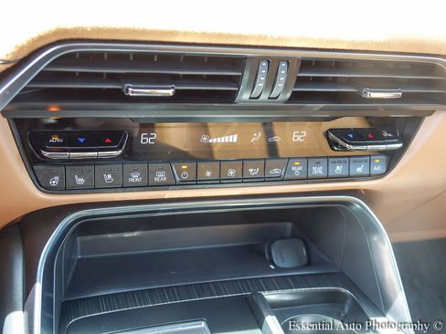 Used 2024 MAZDA CX-90 3.3 Turbo S w/ Premium Plus AWD/4WD image 13