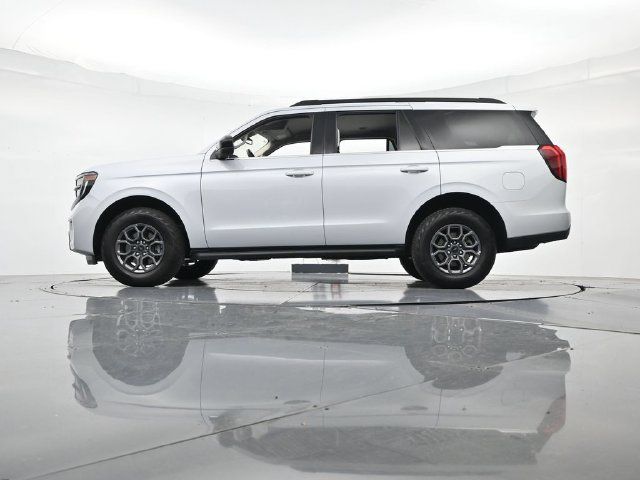 Used 2025 Ford Expedition Active RWD image 41
