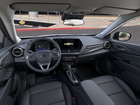 New 2026 Chevrolet Trax ACTIV w/ Driver Confidence Package FWD image 15