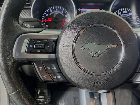 Used 2021 Ford Mustang Coupe image 19