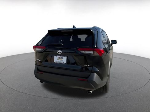 Used 2025 Toyota RAV4 XLE image 14