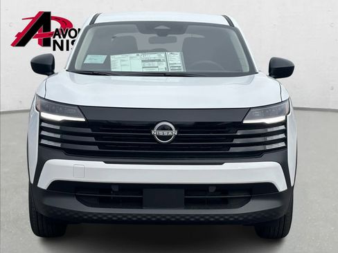 New 2026 Nissan Kicks S image 5