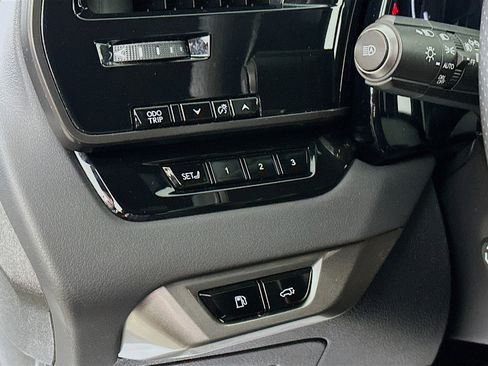 Certified 2023 Lexus RX 500h F Sport image 10