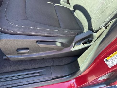 Used 2019 GMC Canyon SLE w/ Driver Alert Package image 20