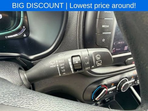 Used 2024 Kia Soul LX w/ Option Group 015 FWD image 30