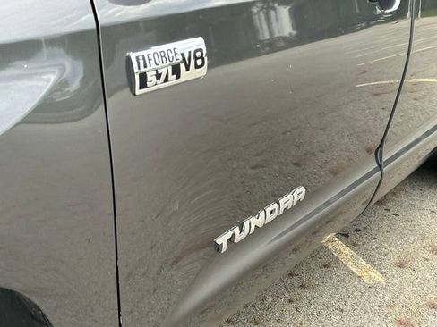 Used 2017 Toyota Tundra SR5 w/ TRD Off Road Package AWD/4WD image 16