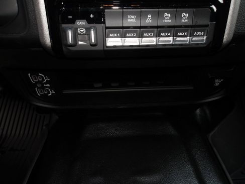 Used 2025 RAM 2500 Tradesman w/ Safety Group image 15