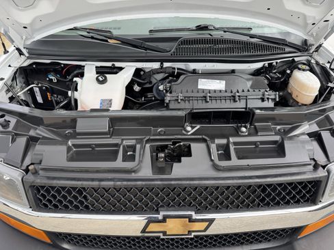 Used 2024 Chevrolet Express 2500 w/ Driver Convenience Package RWD image 29