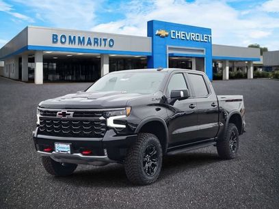 New 2026 Chevrolet Silverado 1500 ZR2 w/ LPO, Dark Essentials Package