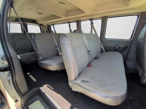 Used 2020 Chevrolet Express 3500 LT w/ LT Preferred Equipment Group RWD image 15