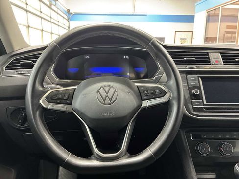 Used 2023 Volkswagen Tiguan S image 11