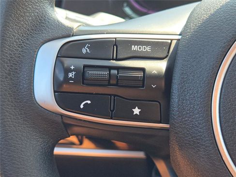 Used 2024 Kia Sportage LX image 32