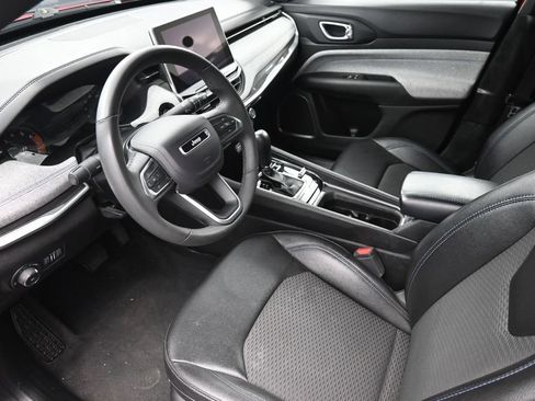 Used 2024 Jeep Compass Latitude AWD/4WD image 20