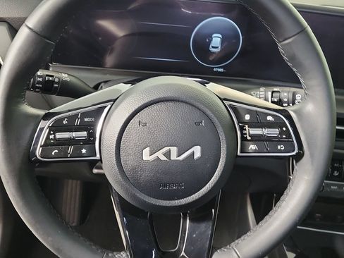 Used 2024 Kia Seltos EX FWD image 15