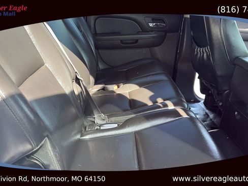 Used 2009 Chevrolet Suburban 2500 LS w/ Skid Plate Package image 12