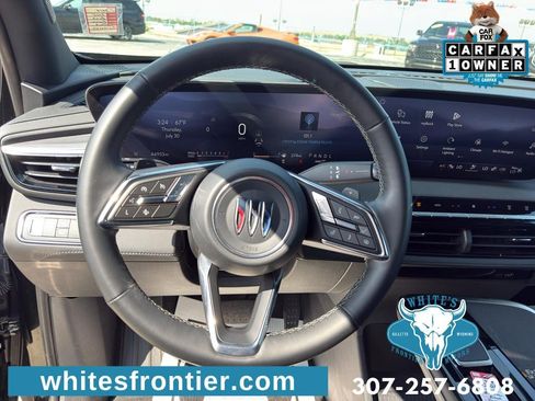 Used 2025 Buick Enclave Preferred AWD/4WD image 13