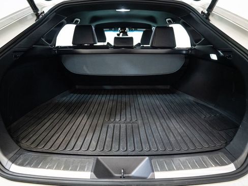 Used 2021 Toyota Venza XLE w/ Softex Package image 37