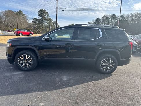 Used 2020 GMC Acadia SLE w/ Driver Convenience Package image 2