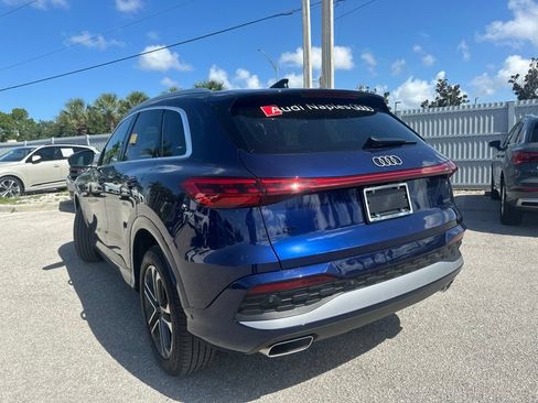 Certified 2025 Audi Q5 Premium Plus w/ Premium Plus AWD/4WD image 7