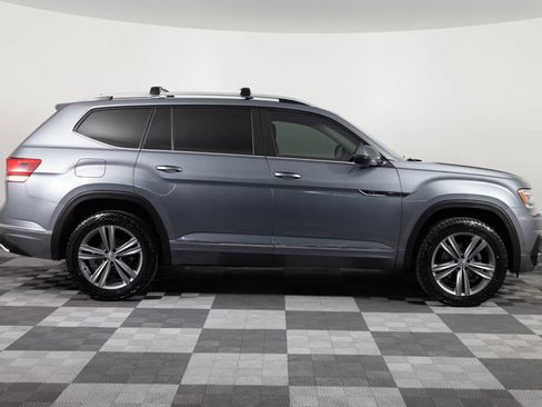 Used 2019 Volkswagen Atlas SEL R-Line AWD/4WD image 9