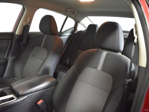 Certified 2024 Nissan Sentra SV FWD image 10