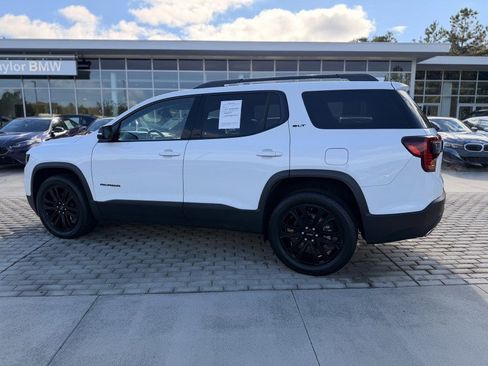 Used 2022 GMC Acadia SLT w/ Elevation Edition image 3